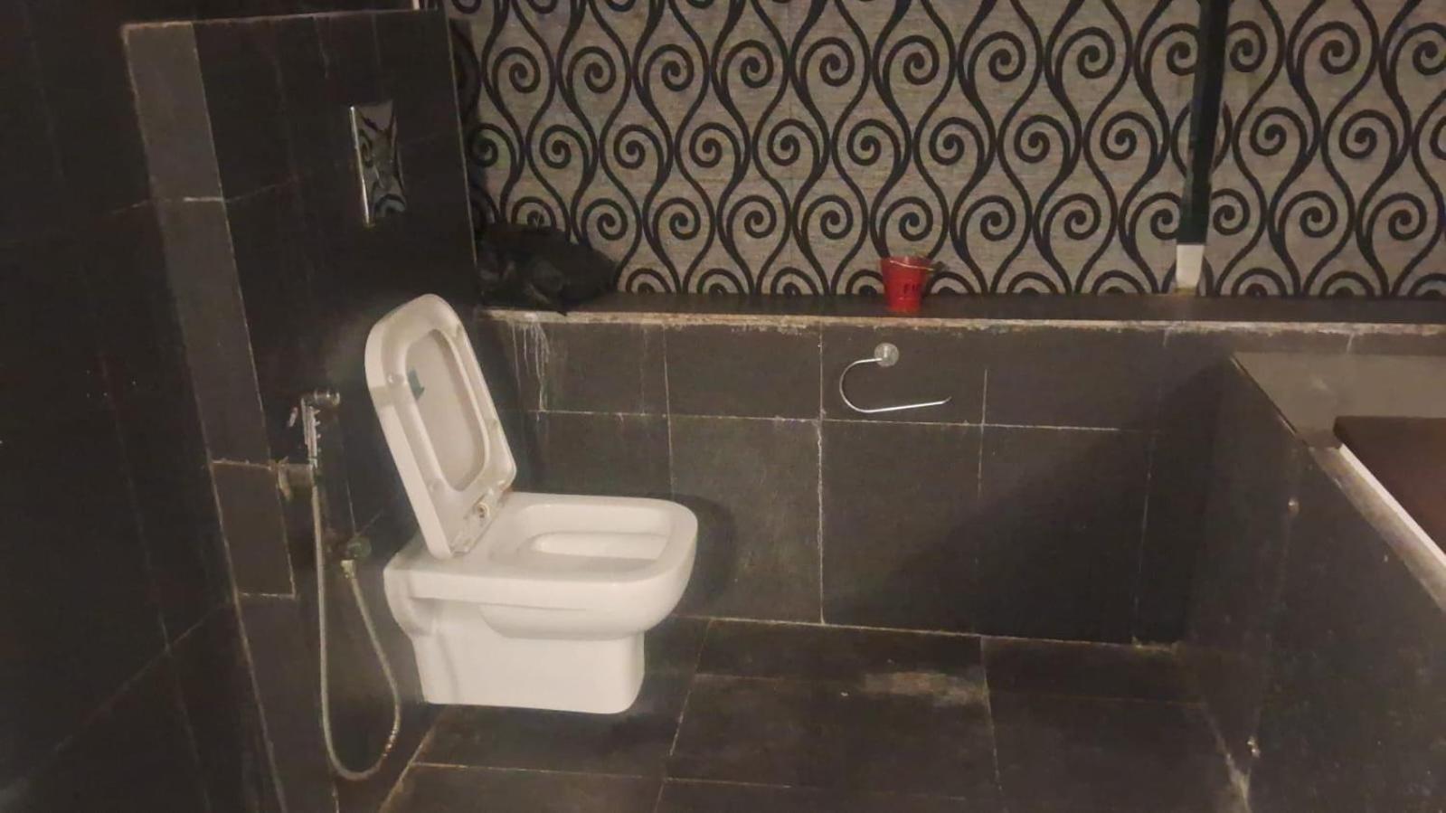 بيت شباب Tvh Park Rozalia شيناي المظهر الخارجي الصورة